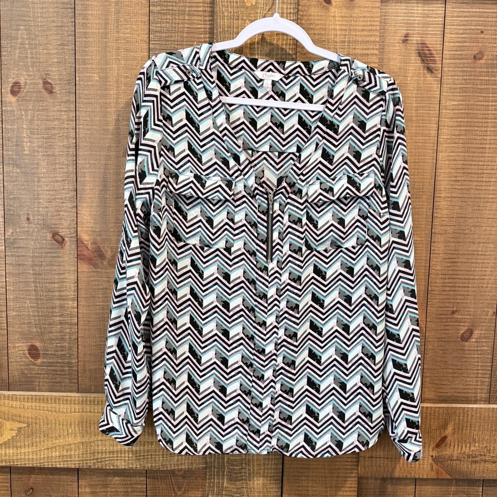 Candie's Black,White, Teal and Pink  Zip-Front Chevron Blouse